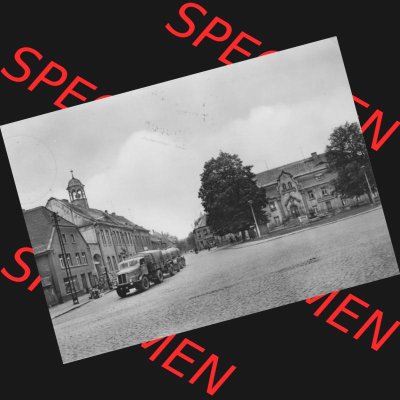 Ansichtskarte Heldge-Verlag Köthen/Anhalt DDR gemischte s/w, schwarzweiß, graustufen Sammlung der Jahre 1960er, 1968, Nienburg (Saale), Platz... Sammlung