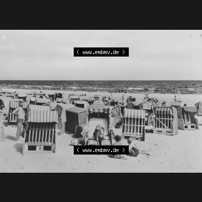 Ansichtskarte mit Ansicht Ostseebad Heringsdorf 1981, Strand von Heringsdorf. Alte Ansichtskarte der DDR Bezirk Rostock, Kreis Bad Wolgast, Ostseebad Heringsdorf im online Katalog... Sammlung