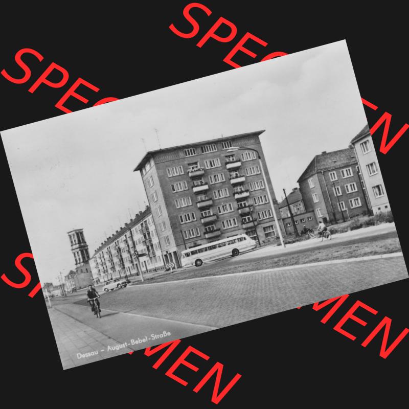 Ansichtskarte Heldge-Verlag Köthen/Anhalt DDR gemischte s/w, schwarzweiß, graustufen Sammlung der Jahre 1960er, 1965, Stadt Dessau mit der August-Bebel-Straße.... Sammlung