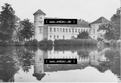 Planet-Verlag Berlin, s/w - Schwarzweiß der 1970er Jahre, 1977, Schloss Rheinsberg, Diabetiker-Sanatorium Helmut Lehmann Sammlung