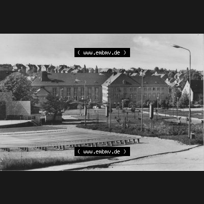 Ansicht Einbildkarte Erhard Neubert KG - Karl-Marx-Stadt DDR gemischte Ansichtskarten Sammlung mit Einbildkarte in s/w Schwarzweiß bzw. Graustufen 1969, Oelsnitz im Erzgebirge,... Sammlung