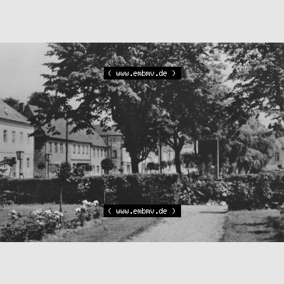 Ansicht Einbildkarte Erhard Neubert KG - Karl-Marx-Stadt DDR gemischte Ansichtskarten Sammlung mit Einbildkarte in s/w Schwarzweiß bzw. Graustufen 1965, Sayda im Erzgebirge,... Sammlung