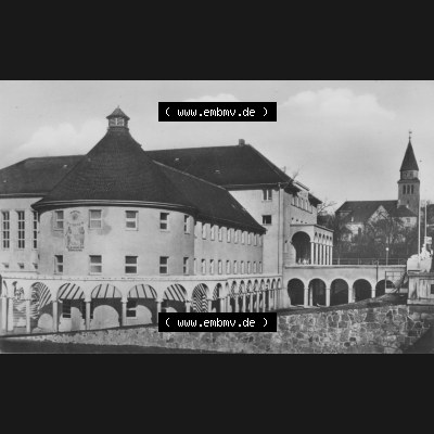 Ansicht Einbildkarte Erhard Neubert KG - Karl-Marx-Stadt DDR Sachsen 1961, Döbeln in Sachsen, Stadtbad, auf Einbildkarte. Digitales Bildmaterial von Ansichtskarten in s/w... Sammlung