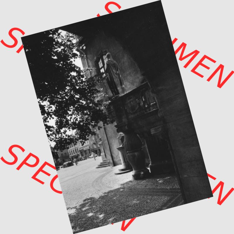 Dick-Foto-Verlag Erlbach I.V. aus Sammlung Plauen im Vogtland - Eingang zum alten Rathaus. Das Digital JPG-Bild der Ansichtskarte aus Plauen im Vogtland kann günstig für... Sammlung