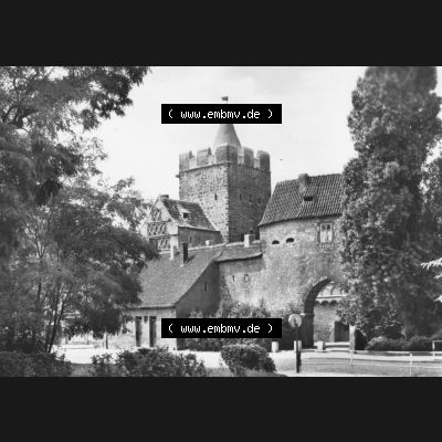 Dick-Foto-Verlag Erlbach I.V. aus Sammlung Naumburg - Saale Marientor. Das Digital JPG-Bild der Ansichtskarte aus einen Ort im Vogtland der DDR im Vogtland kann günstig für... Sammlung