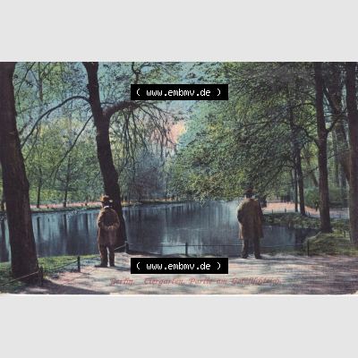 Ansichtskarten aus dem Deutschen Reich, Berlin-Tiergarten 1913, Tiergarten am Teich, Lithografie, mit Briefmarke und Stempel 1913 (1) Sammlung