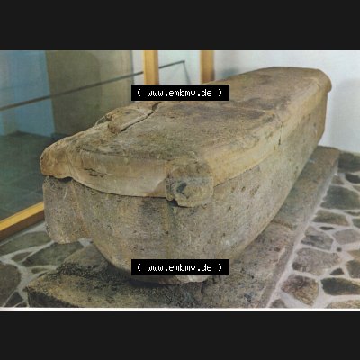 Ansichtskarte Island Skalholt in Island - Iceland Sarkophag. Ansichtskarte bzw. Postkarte aus Island / Iceland alte Postkarten der 1980er Jahre. Die Ansichtskarte bzw. Postkarte... Sammlung