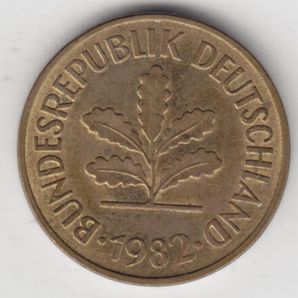 DM-Münzen der BRD, 5 Fünf Pfennig 1982 G Mzz. Karlsruhe Vorderseite.jpg Quadratbild