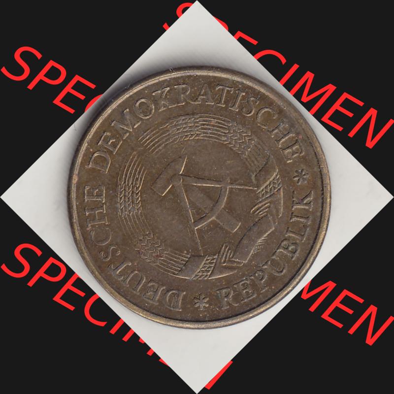DDR Münze 1969-1990 Umlaufmünze / Kursmünze 1969-1990, 20 Pfennig 1969-7, DDR-Telefonmünze. Vorderseite der 20 Pfennig Münzen der DDR, die schweren... Sammlung