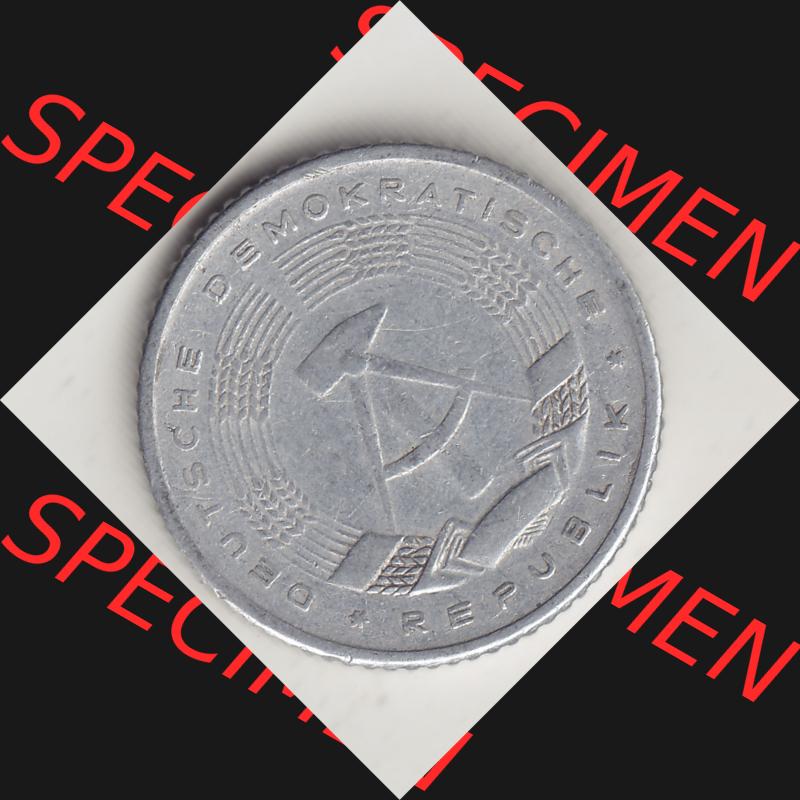 DDR Münze 1958-1990 Umlaufmünze / Kursmünze 1958-1990, A 50 Pfennig 1958-2 der DDR-Mark. Vorderseite der 50 Pfennig Münze der DDR. Hier im online Katalog befinden... Sammlung