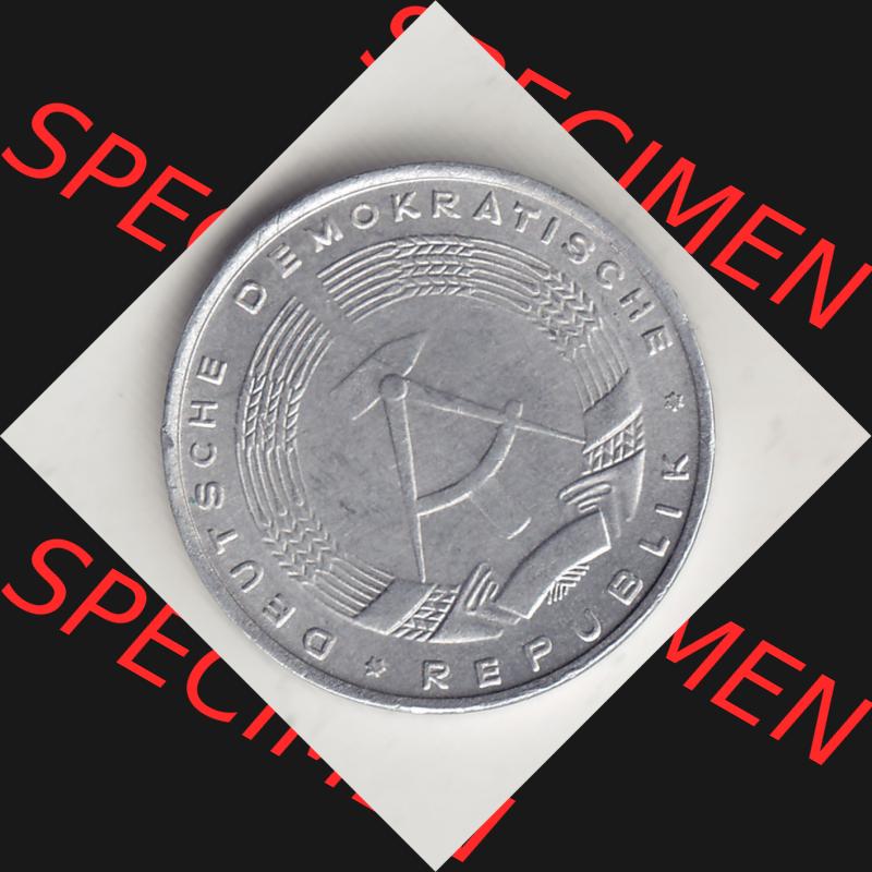 DDR Münze 1948-1990 Umlaufmünze / Kursmünze 1968-1990, A 5 Pfennig 1968-6. Vorderseite der 5 Pfennig Münze der DDR. Hier im online Katalog befinden sich 5 Pfennig-Stücke,... Sammlung