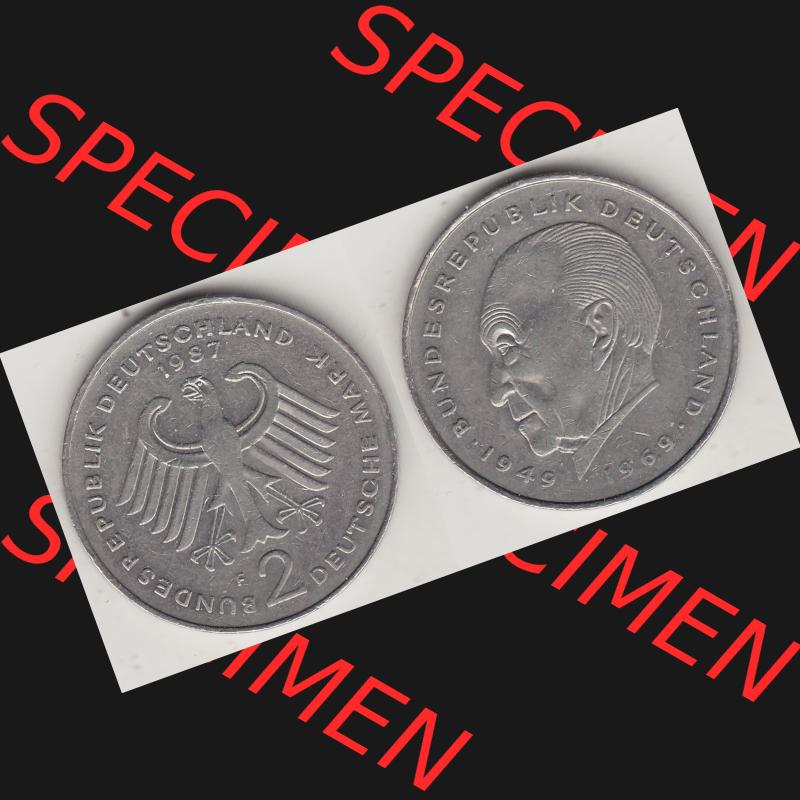 BRD Münzen 2 DM, Gedenkmünze 1969-1987, 2 DM, Deutsche Mark Konrad Adenauer 1987 F-1. VS-RS auf einen Bild / Foto einer 2 DM, 2 Deutsche Mark F Gedenkmünze,... Sammlung