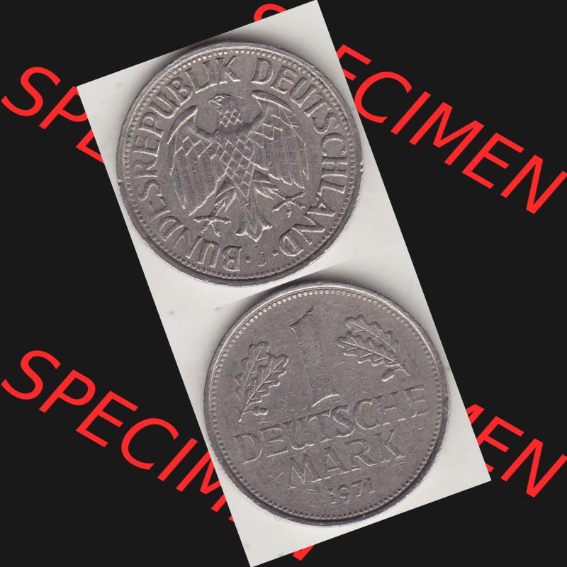 BRD Münzen 1 Deutsche Mark, Umlaufmünze 1950-2001, 1 DM Deutsche Mark, 1971 J-2. Münzen-Rückseite und Münzen-Vorderseite vertikal untereinander als Vollansicht... Sammlung