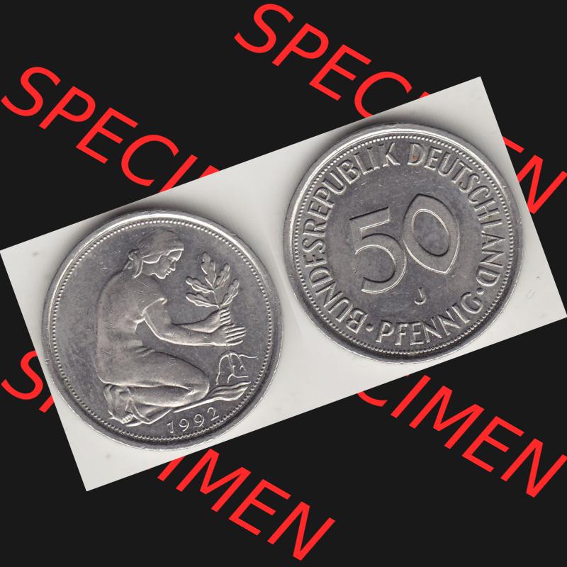 BRD Münzen 50 Pf. Umlaufmünze 1950-2001, 50 Pfennig 1992 J-1. Vorderseite und Rückseite mit Wert-Zahl auf einen Bild / Foto der digitalisierten 50 Pfennig J,... Sammlung