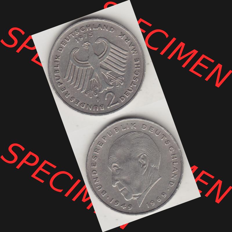 BRD Münzen 2 DM, Gedenkmünze 1969-1987, 2 DM, Deutsche Mark Konrad Adenauer 1975 F-1. Vorderseite und Rückseite einer Münze auf einen Bild / Foto,... Sammlung