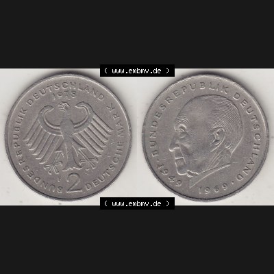 BRD Münzen 2 DM, Gedenkmünze 1969-1987, 2 DM, Deutsche Mark Konrad Adenauer 1978 F-1. VS-RS auf einen Bild / Foto einer 2 DM, 2 Deutsche Mark F Gedenkmünze,... Sammlung