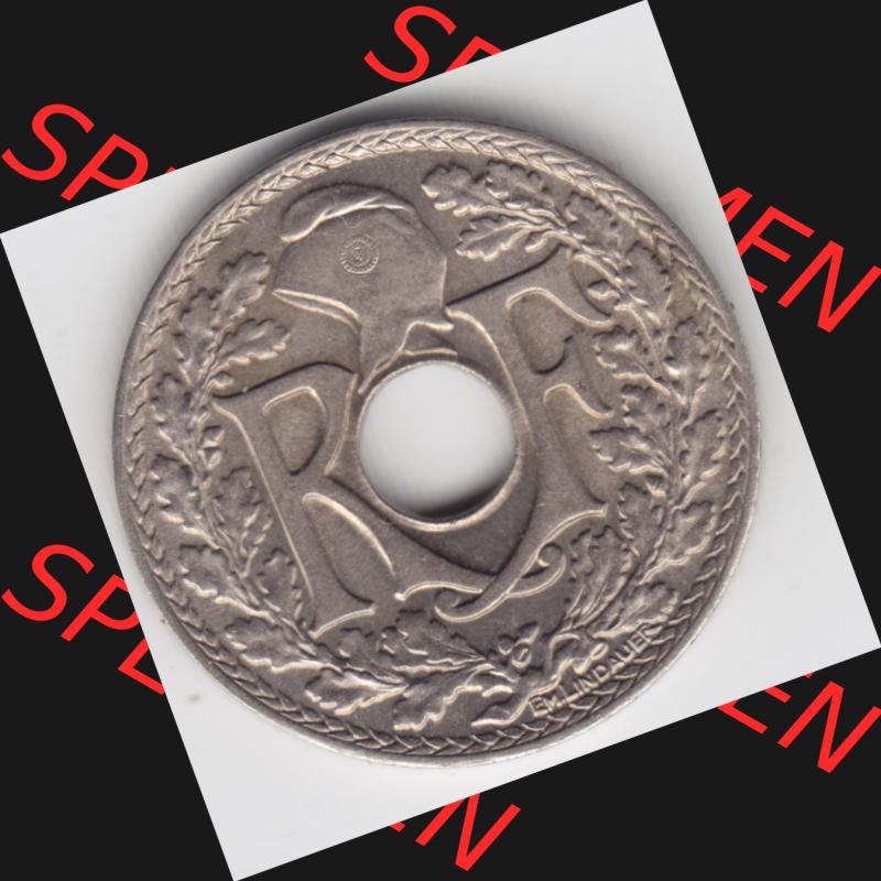 Münze Frankreich 1938-1939, 10 Centimes, Cent 1939. Rückseite der alten französischen Umlaufmünze 10 Cmes - Centimes - Cent aus Frankreich in der Francs-Währung... Sammlung
