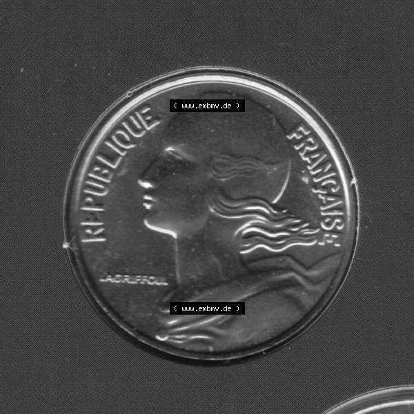 Grau bzw. s/w Münze Frankreich 2000, 20 Centimes. Rückseite der alten französischen Umlaufmünze aus Frankreich in der Francs-Währung zum katalogisieren und verwalten im Münzen-Katalog... Sammlung Graustufen