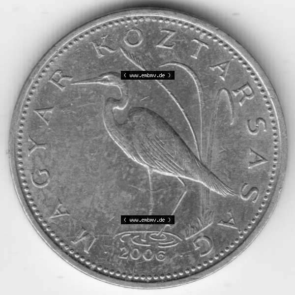 Grau bzw. s/w Münzen Ungarn Umlaufmünze 2006, 5 Forint. Vorderseite der Münze aus Ungarn als Bildmaterial für Sammler und Münzen-Webseiten hier im online Katalog und Datenbank für... Sammlung Graustufen