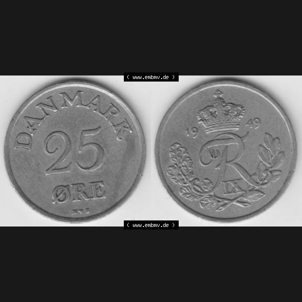 Grau bzw. s/w Münzen Dänemark Umlaufmünze 1948-1955, 25 Öre 1949 Kursmünze. Vorderseite und Rückseite horizontal auf einen digitalen Bild der alten dänischen Umlaufmünze... Sammlung Graustufen