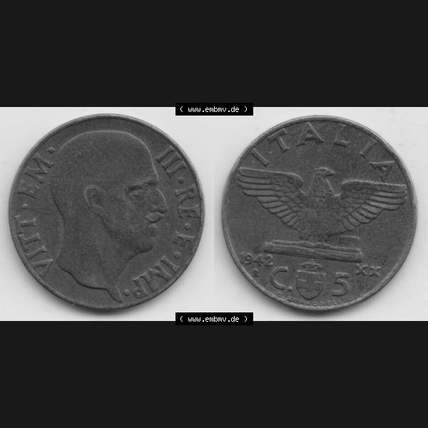 Grau bzw. s/w Münzen Italien Umlaufmünze 1939-1943, 5 Centesimi 1942. Vorderseite und Rückseite horizontal auf einen digitalen Bild der alten italienischen Münze aus Italien in der italienischen... Sammlung Graustufen