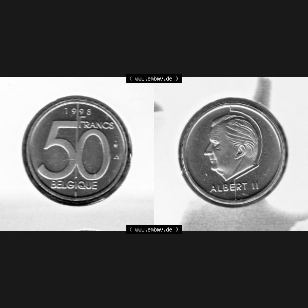 Grau bzw. s/w Münzen Belgien Umlaufmünze 1998, 50 Francs. Vorderseite und Rückseite horizontal auf einen digitalen Bild der alten belgischen Francs Umlaufmünze aus Belgien vor Einführung... Sammlung Graustufen