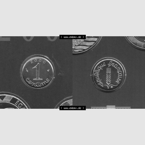 Grau bzw. s/w Münze Frankreich 2000, 1 Centime. Vorderseite und Rückseite horizontal auf einen digitalen Bild der alten französischen Umlaufmünze aus Frankreich in der Francs-Währung... Sammlung Graustufen
