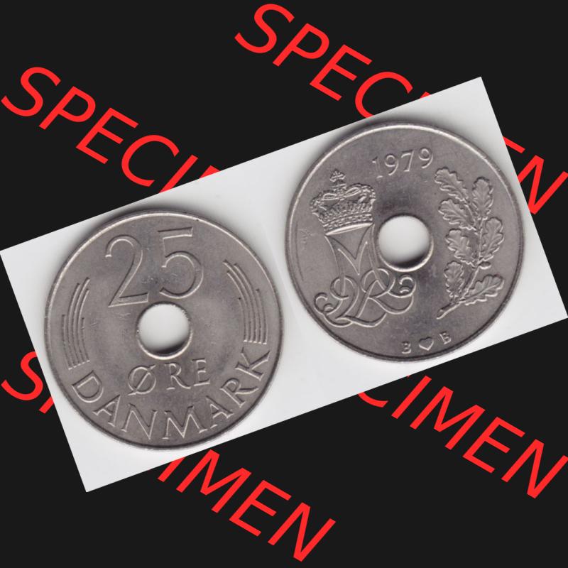 Münzen Dänemark Umlaufmünze 1979, 25 Öre. Vorderseite und Rückseite horizontal auf einen digitalen Bild der alten dänischen Umlaufmünze aus Dänemark... Sammlung