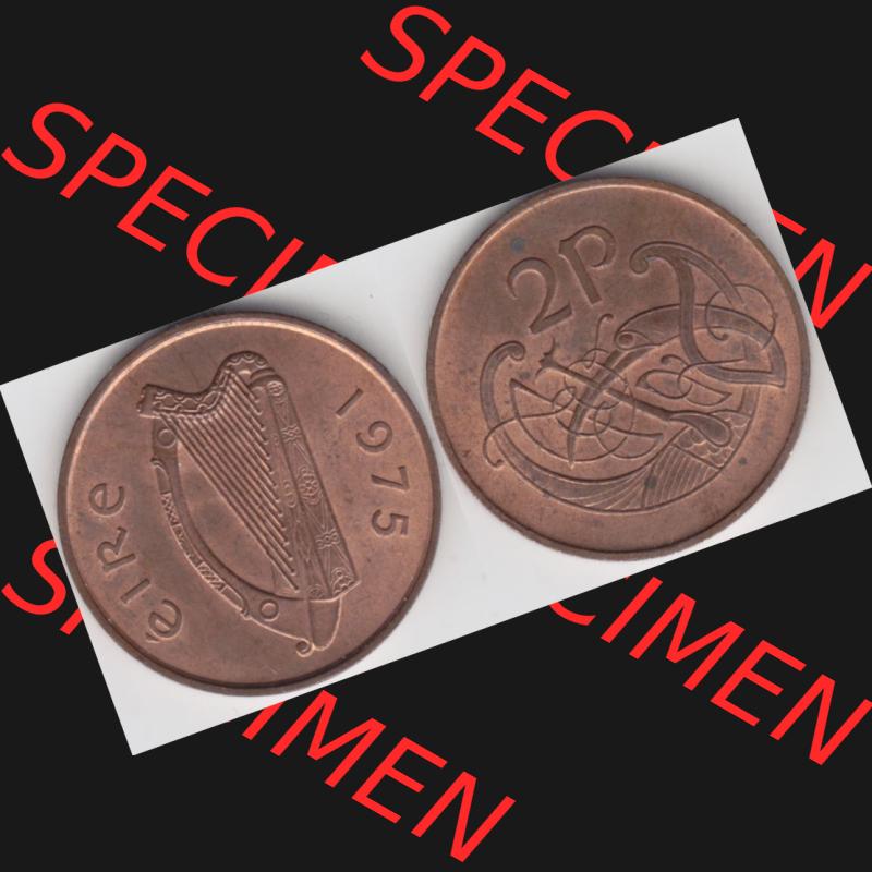 Münzen Irland Umlaufmünze 1971-1988, 2 Pence 1975. Vorderseite und Rückseite horizontal auf einen digitalen Bild der alten irischen Umlaufmünze aus Irland in Irische Pfund-Währung... Sammlung