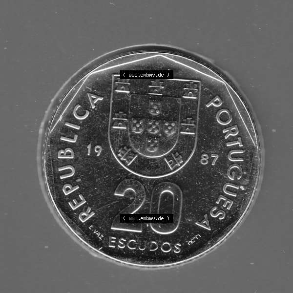 Grau bzw. s/w Münzen Portugal KMS Umlaufmünze 1987, 20 Escudos. Vorderseite der Escudo Umlaufmünze aus Portugal vor EInführung der Euromünzen in Portugal zum katalogisieren im vor... Sammlung Graustufen