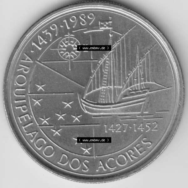 Grau bzw. s/w Münzen Portugal Gedenkmünze 1989-1989, 100 Escudos, Arouipelago Dos Acores, 1439-1989. Rückseite der portugiesischen Gedenkmünze aus Portugal vor der Euro-Einführung... Sammlung Graustufen