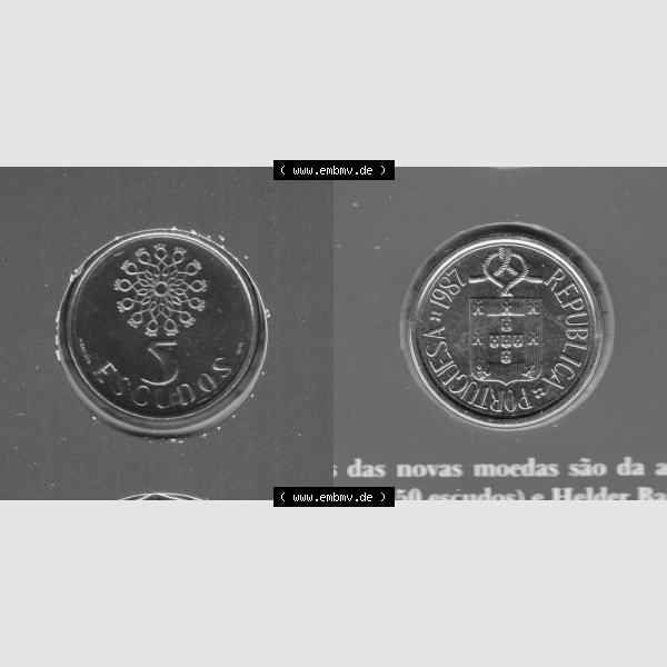 Grau bzw. s/w Münzen Portugal KMS Umlaufmünze 1987, 5 Escudo. Vorderseite und Rückseite auf einen Bild/Foto der portugiesischen Umlaufmünze aus Portugal vor der Euro-Einführung... Sammlung Graustufen