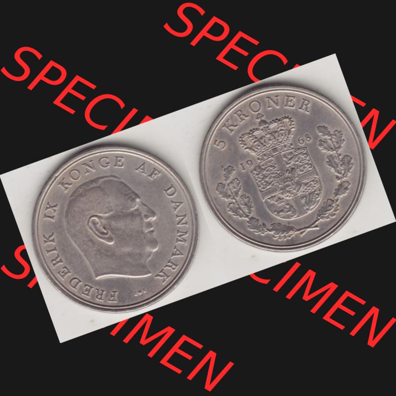 Münzen Dänemark Umlaufmünze 1960-1972, 5 Kronen 1968, König Frederick IX. Vorderseite und Rückseite horizontal auf einen digitalen Bild der alten dänischen... Sammlung
