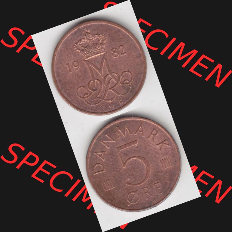 Münzen Dänemark Umlaufmünze 1982-1988, 5 Öre 1982 Kursmünzen. Vorderseite und Rückseite vertikal auf einen digitalen Bild der alten dänischen Umlaufmünze... Sammlung