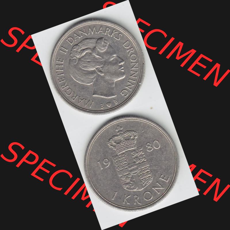 Münzen Dänemark Umlaufmünze 1979-1981, 1 Krone 1980 Kursmünze. Vorderseite und Rückseite vertikal auf einen digitalen Bild der alten dänischen Umlaufmünze... Sammlung
