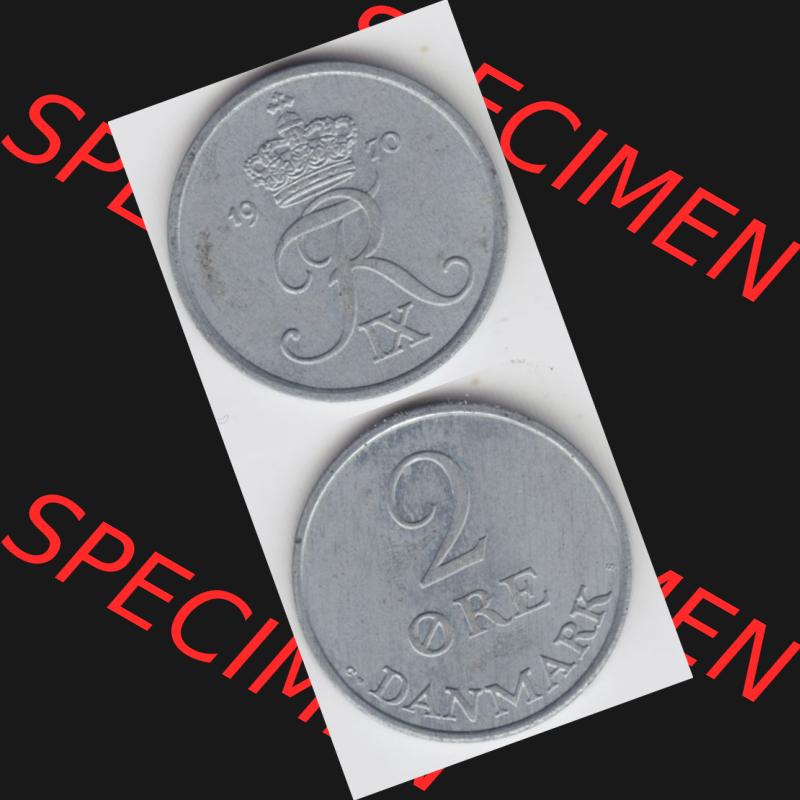 Münzen Dänemark Umlaufmünze 1970, 2 Öre. Vorderseite und Rückseite vertikal auf einen digitalen Bild der alten dänischen Umlaufmünze aus Dänemark zum... Sammlung