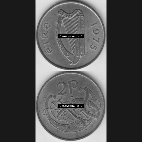 Grau bzw. s/w Münzen Irland Umlaufmünze 1971-1988, 2 Pence 1975. Vorderseite und Rückseite vertikal untereinander auf einen digitalen Bild der alten irischen Umlaufmünze aus Irland in... Sammlung Graustufen