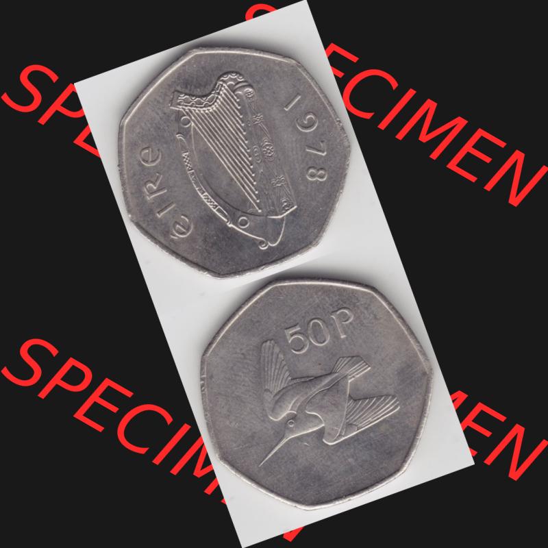 Münzen Irland Umlaufmünze 1970-2000, 50 Pence 1978. Vorderseite und Rückseite vertikal untereinander auf einen digitalen Bild der alten irischen Umlaufmünze aus Irland... Sammlung