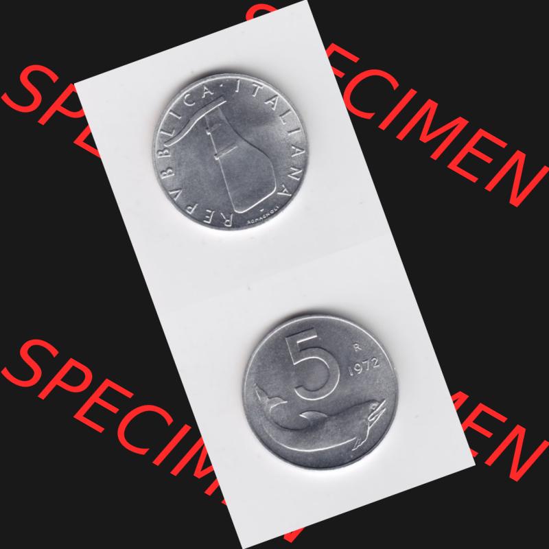 Münzen Italien Umlaufmünze 1951-2001, 5 Lira-Lire Schiffs-Ruder 1972. Vorderseite und Rückseite vertikal untereinander auf einen digitalen Bild der alten italienischen Münze... Sammlung