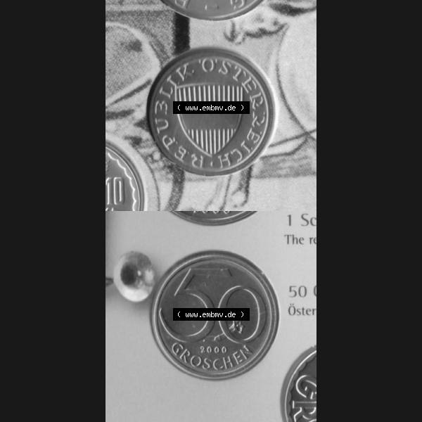 Grau bzw. s/w Münzen Österreich Umlaufmünze 1959-2001, 50 Groschen 2000, Münze aus Österreich mit Münzseiten Vertikal / Untereinander auf einen Bild für Mobile-Geräte... Sammlung Graustufen