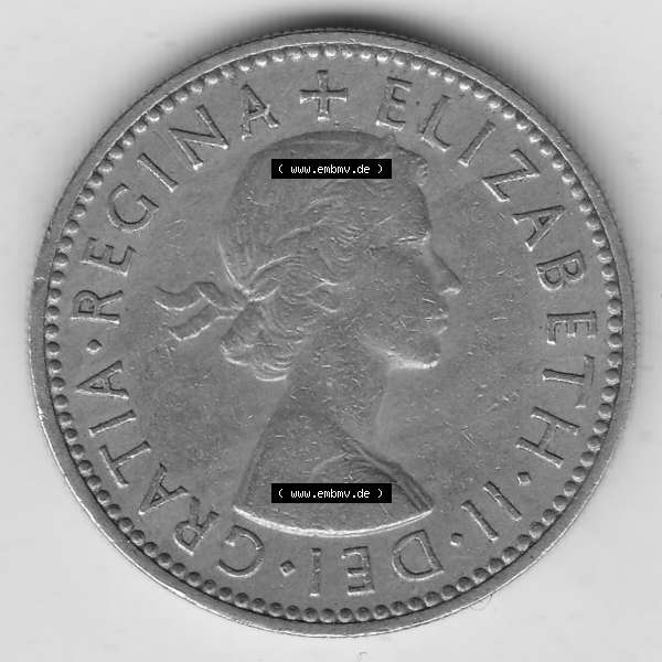 Grau bzw. s/w Münzen Großbritannien Umlaufmünze 1954-1970, 1 Schilling - Shilling, 1955-1 Wappen mit drei Löwen. Vorderseite der alten britischen Münze aus Großbritannien... Sammlung Graustufen