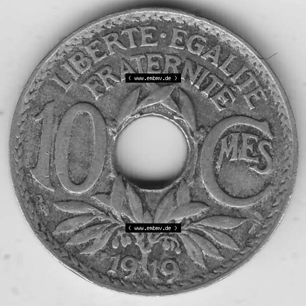 Grau bzw. s/w Münzen Frankreich Umlaufmünze Einzelansicht 1917-1938, 10 Centimes, 10 CMES EGALITÉ FRATERNITÉ LIBERTÉ 1919-1. Rückseite der alten französischen... Sammlung Graustufen