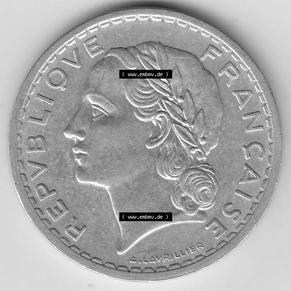 Grau bzw. s/w Alte Münzen KMS Frankreich, aus Kursmünzensatz-Zusammenstellung der Jahre 1917-1952, mit der Münze 1945-1952, 5 Franken, Francs 1949-1. Vorderseite der alten... Sammlung Graustufen