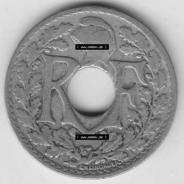 Grau bzw. s/w Münzen Frankreich Umlaufmünze 1917-1938, 10 Centimes - Cmes 1925. Vorderseite der alten französischen Umlaufmünze 10 Cmes - Centimes - Cent aus Frankreich in der Francs-Währung... Sammlung Graustufen