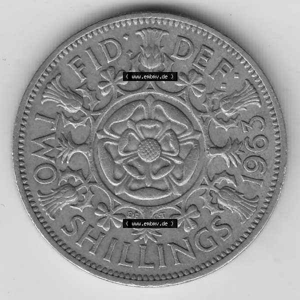 Grau bzw. s/w Münzen Großbritannien Umlaufmünze 1954-1970, 2 Schilling - Shillings 1963-1. Rückseite der alten britischen Münze aus Großbritannien zum katalogisieren und... Sammlung Graustufen