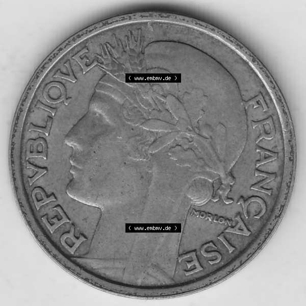 Grau bzw. s/w Münzen Frankreich Umlaufmünze 1931-1941, 1 Franken, 1 Franc, 1931-1 LIBERTE EGALITE FRATERNITE. Vorderseite der alten französischen Umlaufmünze aus Frankreich... Sammlung Graustufen