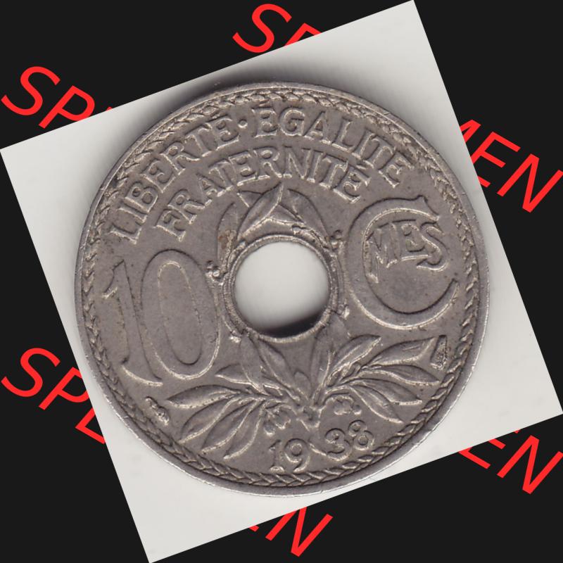 Münzen Frankreich Umlaufmünze 1917-1938, 10 Centimes - Cmes 1938. Rückseite der alten französischen Umlaufmünze 10 Cmes - Centimes - Cent aus Frankreich in der Francs-Währung... Sammlung