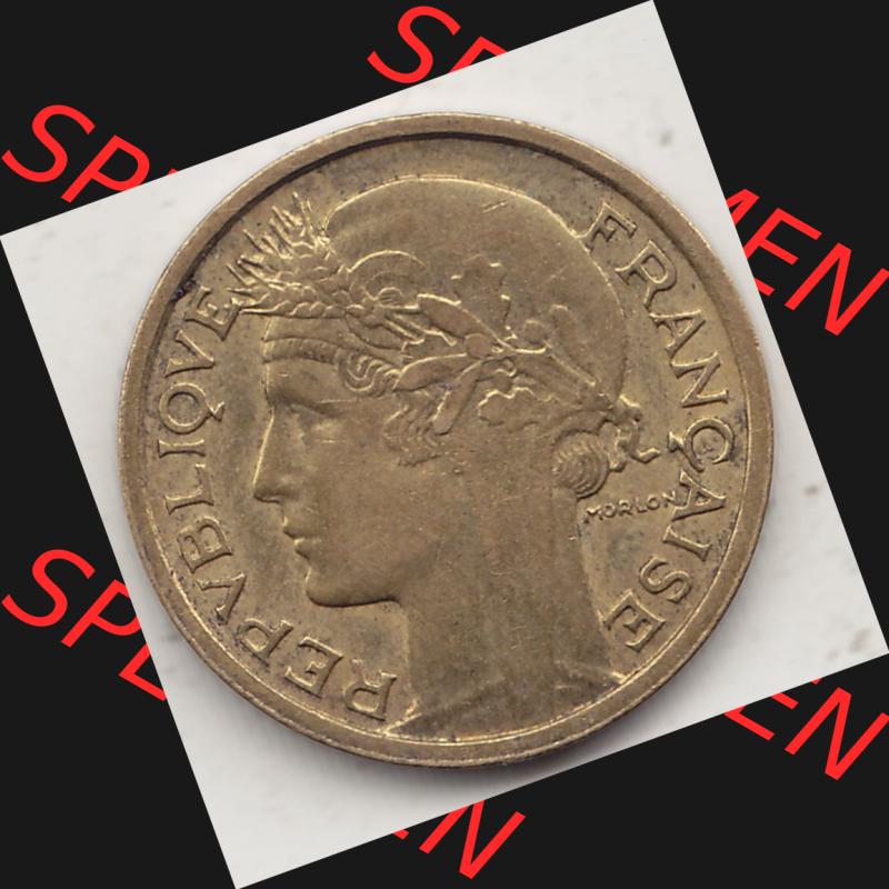 Alte Münzen KMS Frankreich, aus Kursmünzensatz-Zusammenstellung der Jahre 1917-1952, mit der Münze 1931-1947, 50 Centimes, 1938-1. Vorderseite der alten französischen... Sammlung