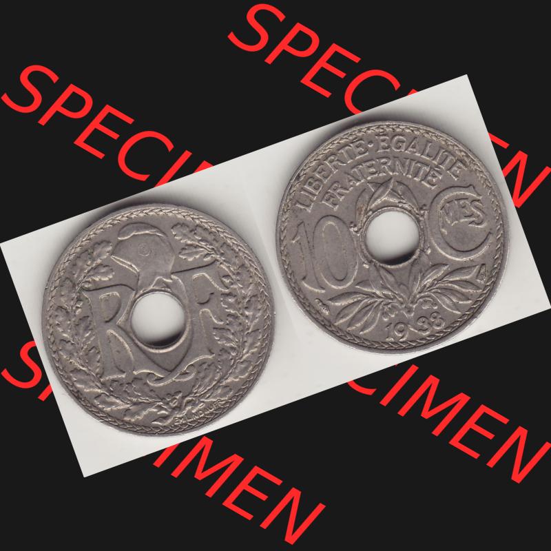 Münzen Frankreich Umlaufmünze 1917-1938, 10 Centimes - Cmes 1938. Vorderseite und Rückseite horizontal auf einen digitalen Bild der alten französischen Umlaufmünze... Sammlung