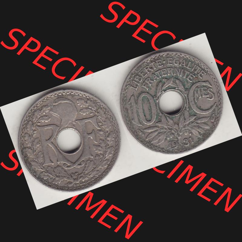 Münzen Frankreich Umlaufmünze Vollansicht 1917-1938, 10 Centimes, RF - Frankreich 10 CMES EGALITÉ FRATERNITÉ LIBERTÉ 1931-2. Vorderseite und Rückseite... Sammlung